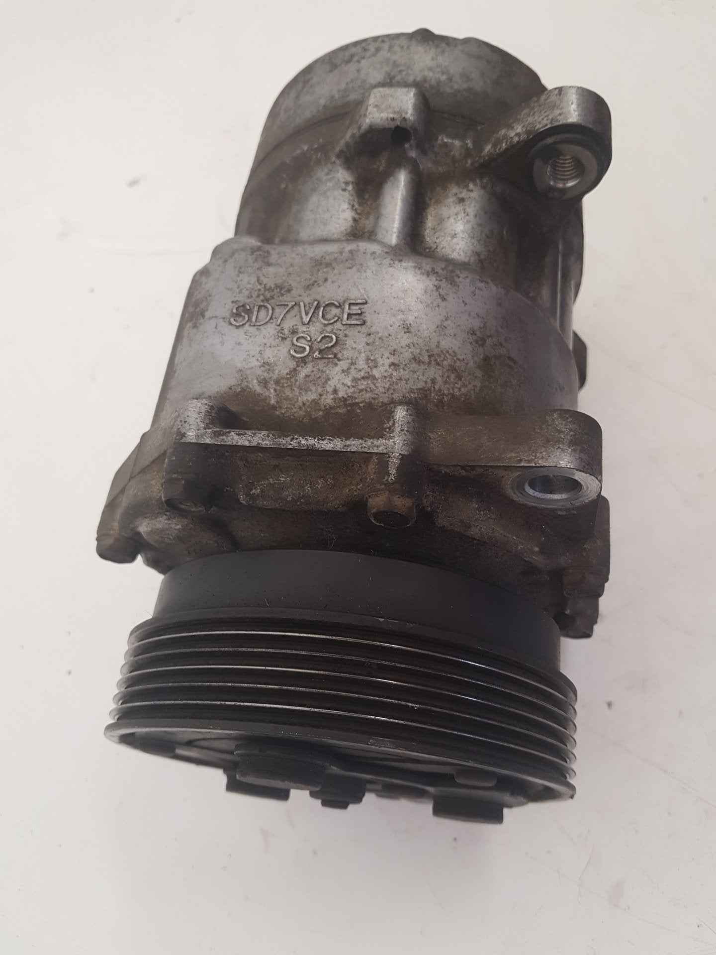 2004 - 2010 Volvo V50   Estate A/C Compressor 31291882