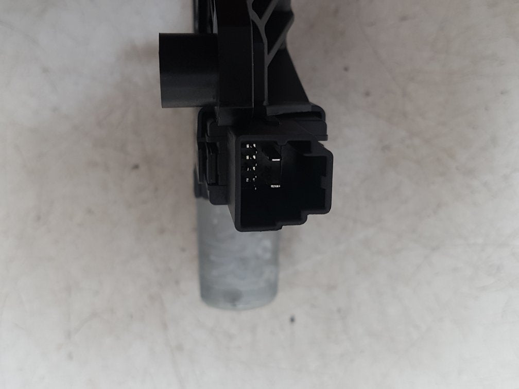2012 - 2017 Volvo V40  Hatchback WINDOW REG MOTOR (PASSENGER SIDE REAR) 31378401