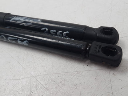 2000 - 2010 Volvo S60  Saloon Bootlid Gas Struts 31278321