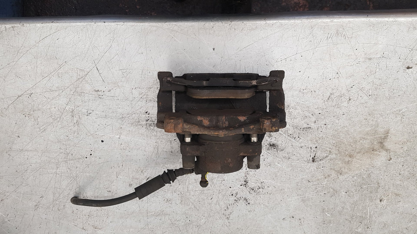 2006 - 2011 Volvo S80  Saloon Right Front Caliper 8603754