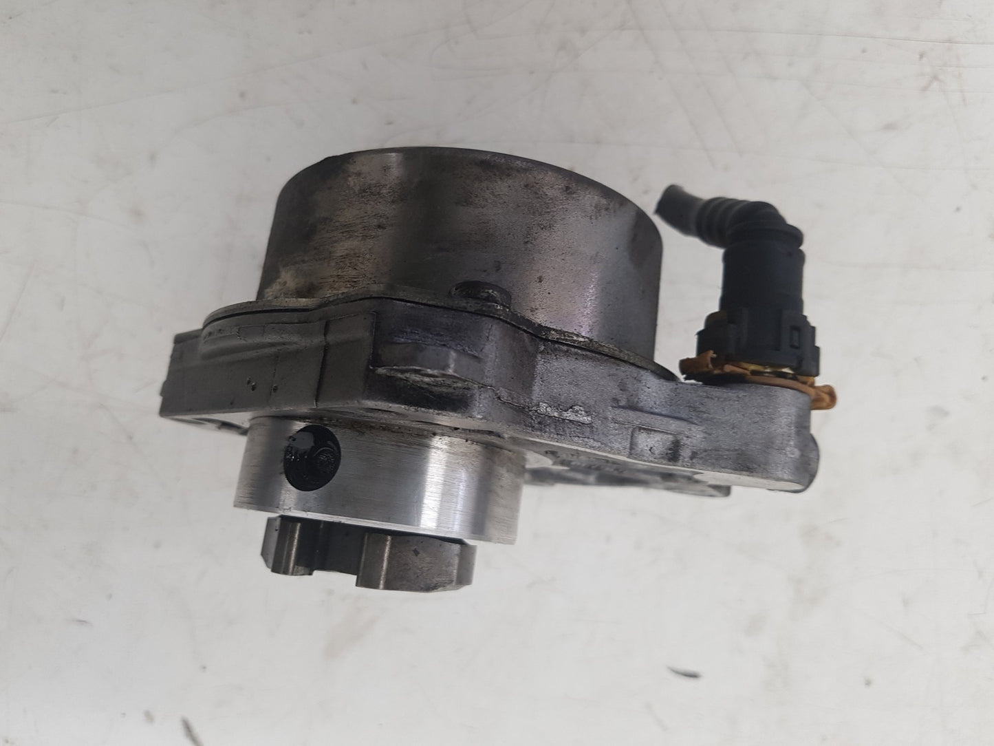 2010 - 2012 Saab 9-5  Saloon Brake Vacuum Pump 55205446