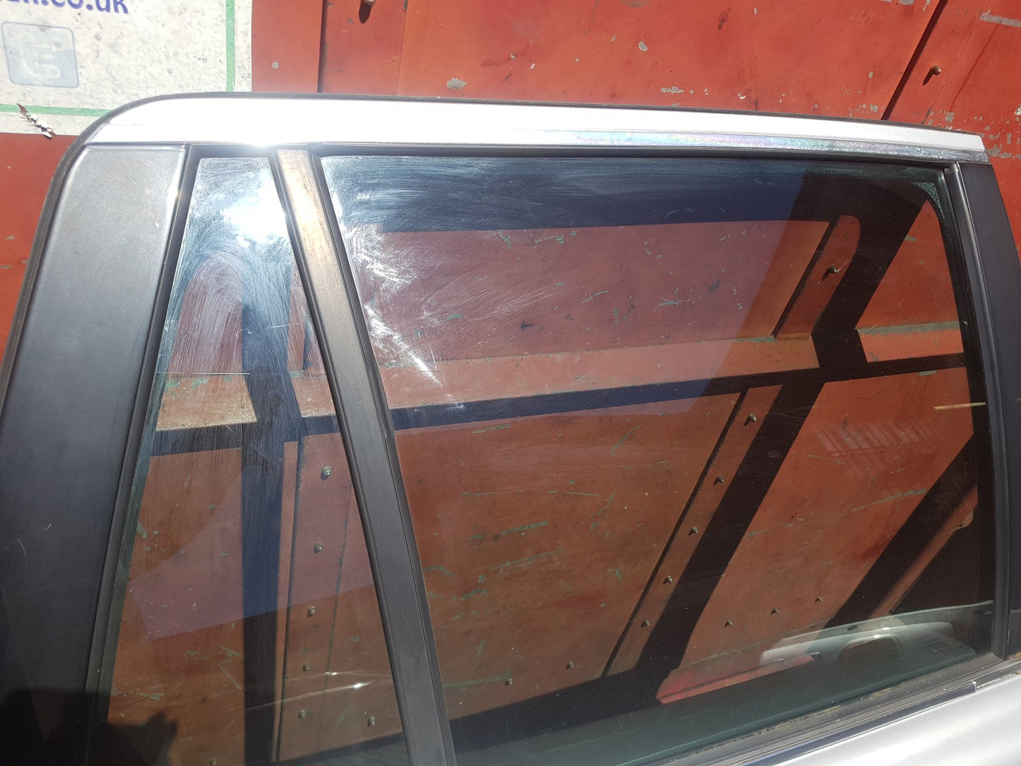 2005-2014 Volvo XC90 Right Rear Door (UK Drivers side Rear) Complete Silver