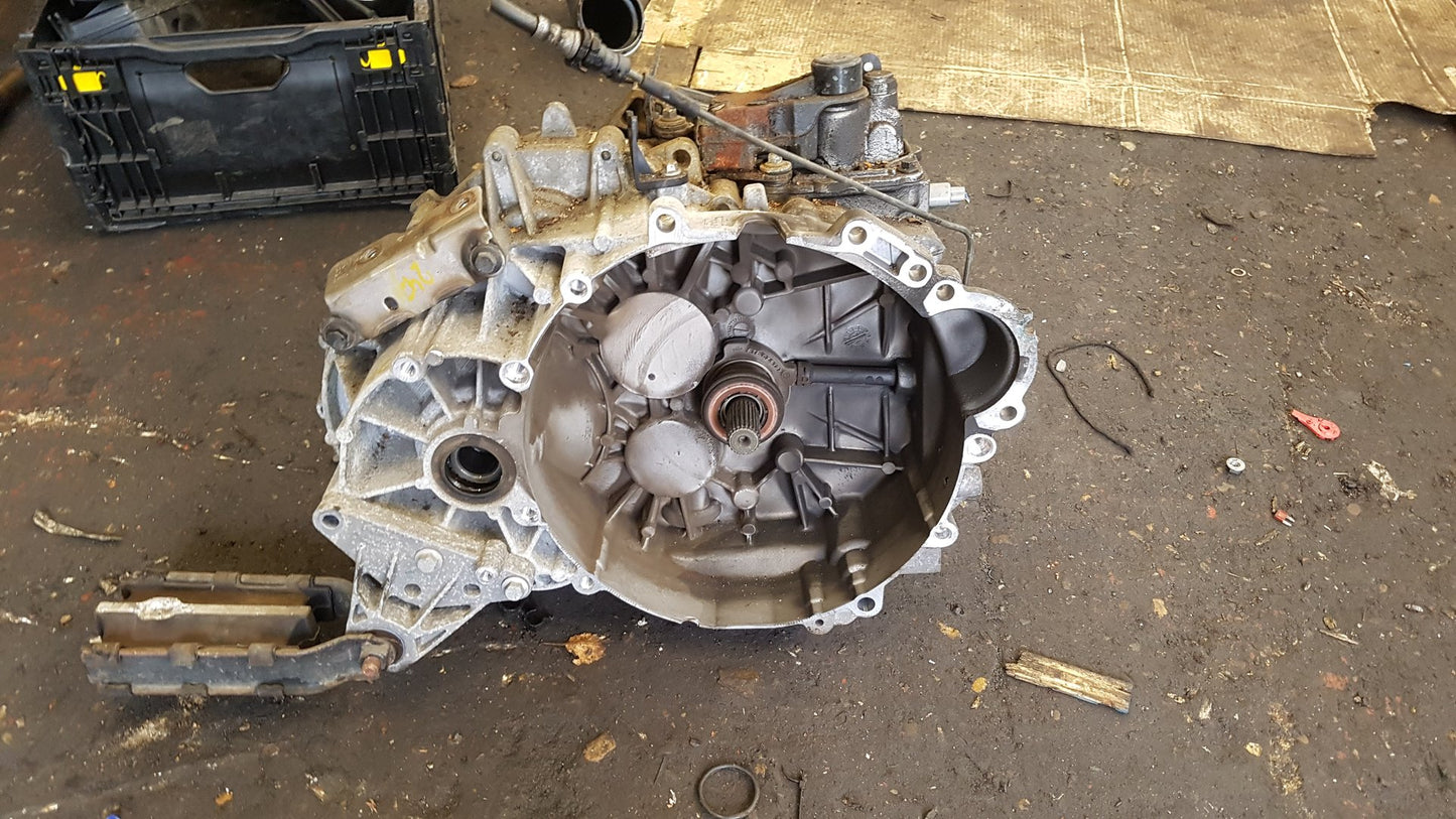 2008 - 2015 Volvo V70  Estate Manual Gearbox 1285121