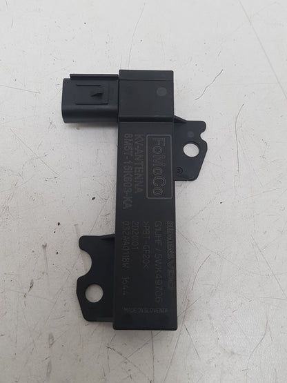 2010 - 2016 Volvo V60   KEYLESS ENTRY ANTENNA 8M5T15K603KA