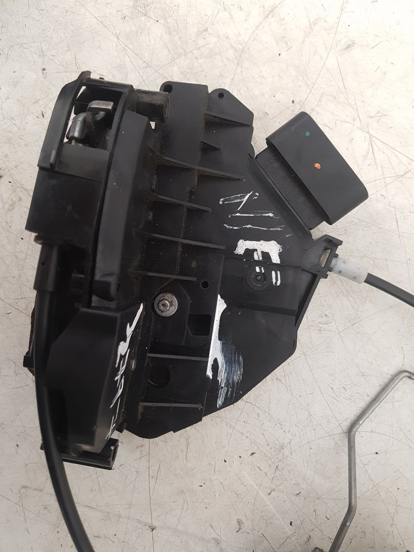 2011 - 2014 Volvo V60 I 155 Estate Left Front Door Lock Actuator 31301738