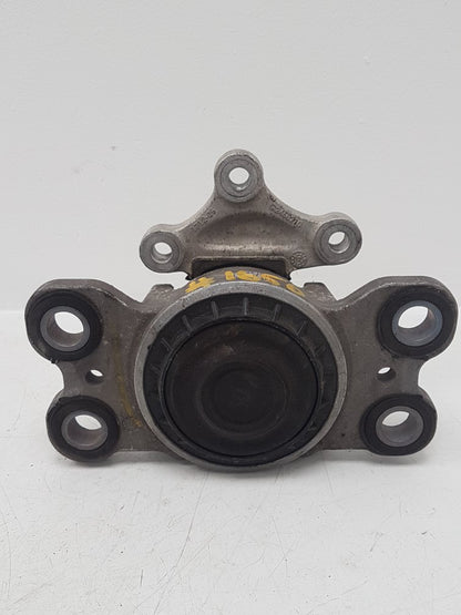 2011 - 2015 Volvo V60   Bottom Engine Mount 31262710