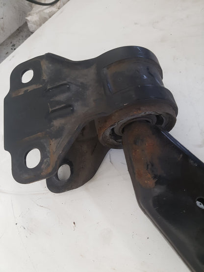 2015 - 2019 Volvo V40 Cross Country  Hatchback LOWER ARM/WISHBONE (PASSENGER SIDE) AV61 3A262 DA