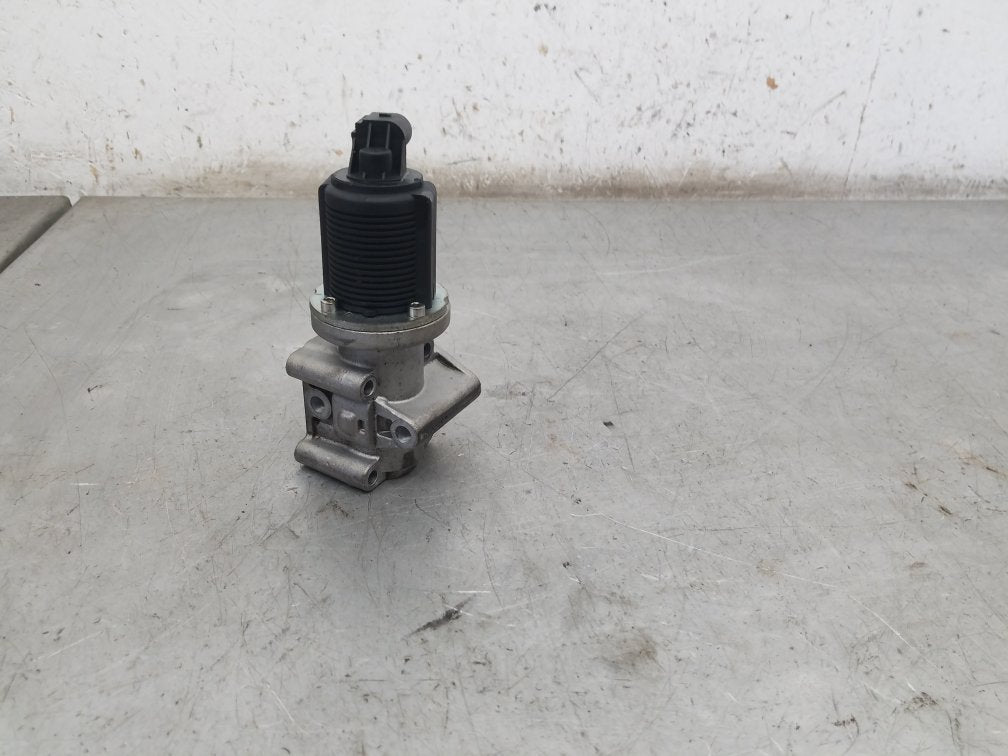 2005 - 2011 Saab 9-3  Estate EGR Valve 55215032