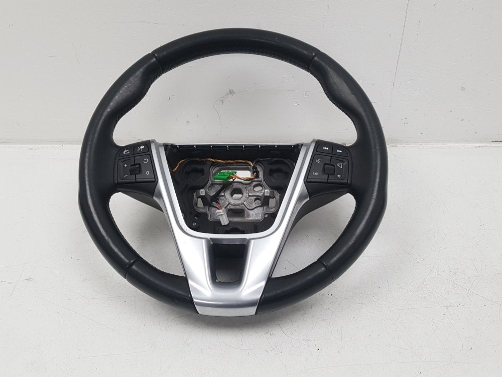 2010 - 2015 Volvo S60   Steering Wheel 31250592