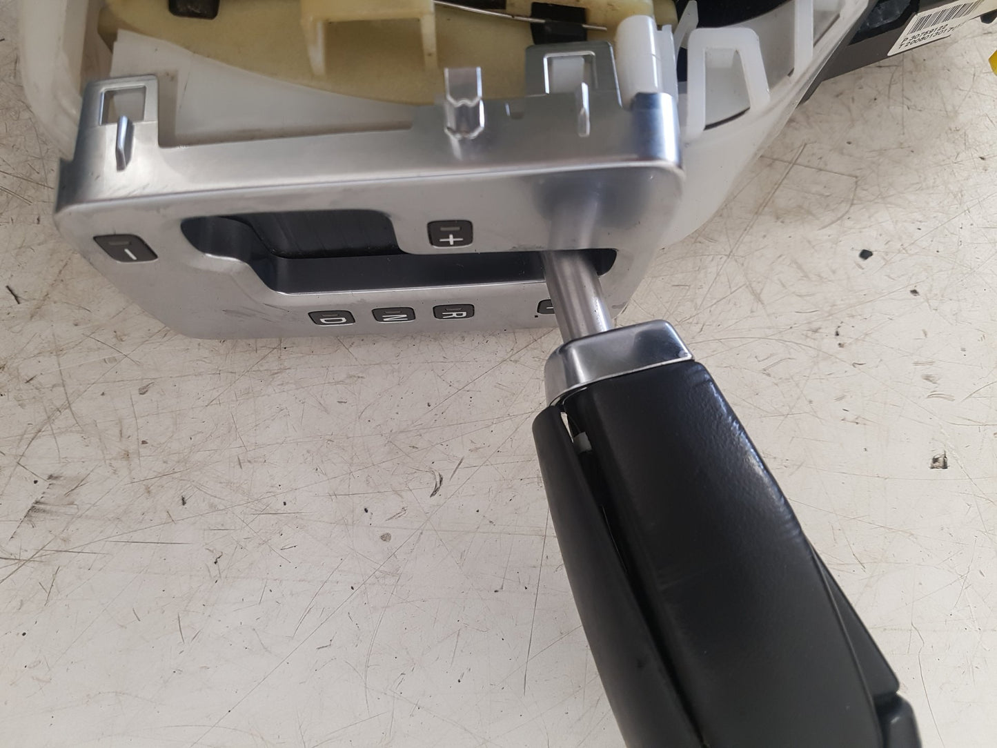 2008 - 2011 Volvo V70  Estate GEAR STICK 30759122
