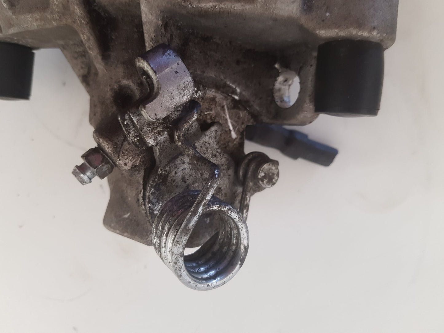 2006 - 2013 Volvo C30  Hatchback Left Rear Caliper 36000485