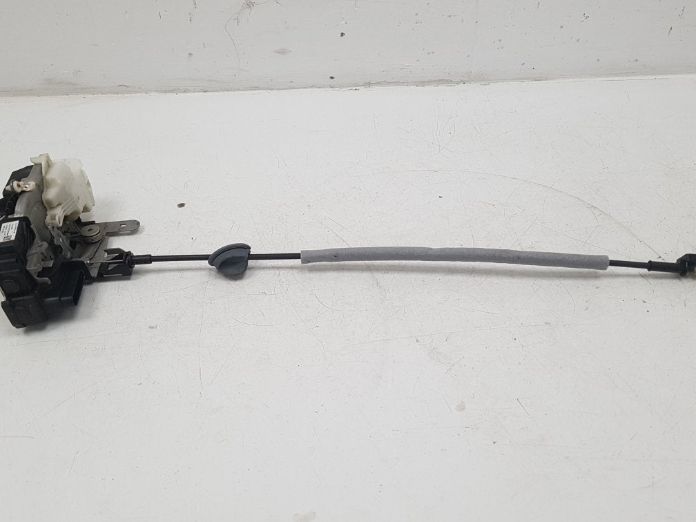 2012 - 2016 Volvo V40  Hatchback Left Front Central Locking Solenoid 31391824