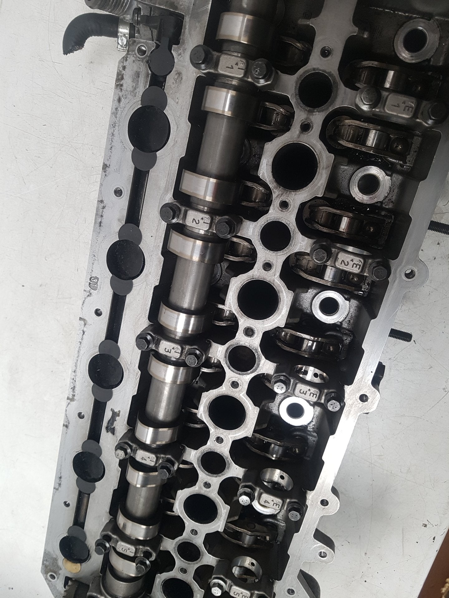 2003 - 2014 Volvo XC90 I 275 Estate CYLINDER HEAD COMPLETE DIESEL 8252334
