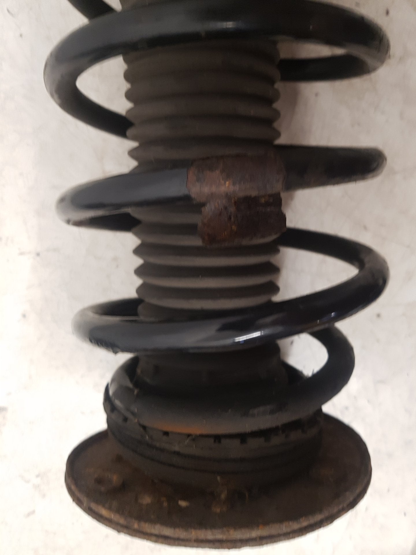 2008 - 2016 Volvo V70  Estate Left Front Shock Absorber 31317810