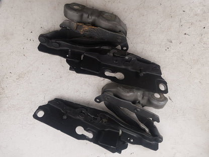 2017 - 2026 Volvo V60 II 225 Estate Bonnet Hinge/Strut 32244192
