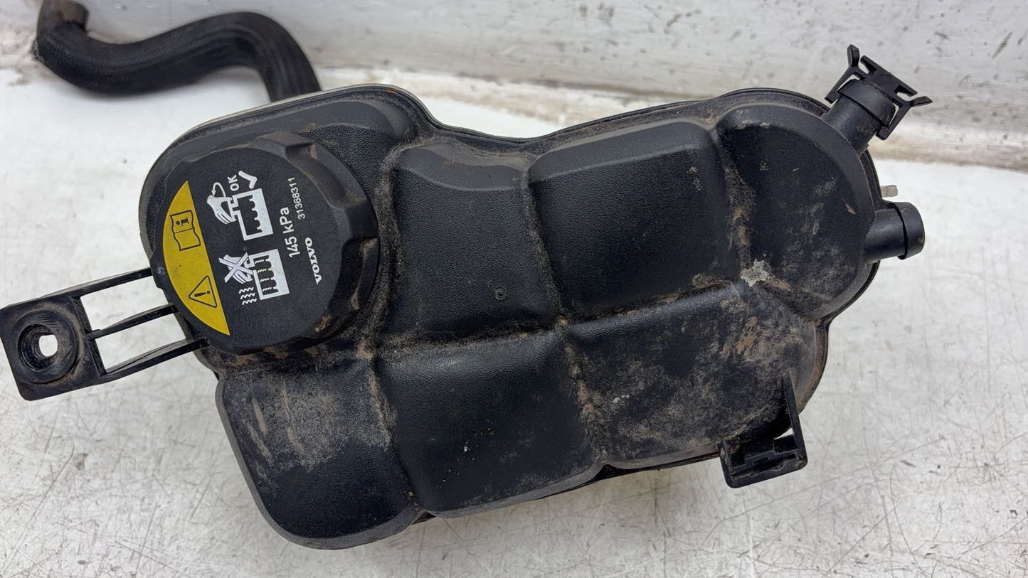 2009 - 2017 Volvo XC60 I 156 Estate Radiator Pressure Bottle 6G91-8K218-D2L4A
