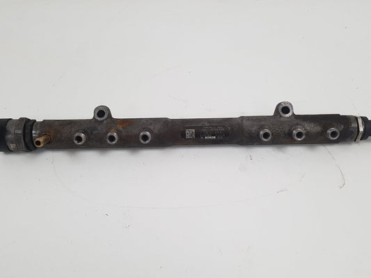 2004 - 2007 Volvo V50   Estate Injection Rail 30777554