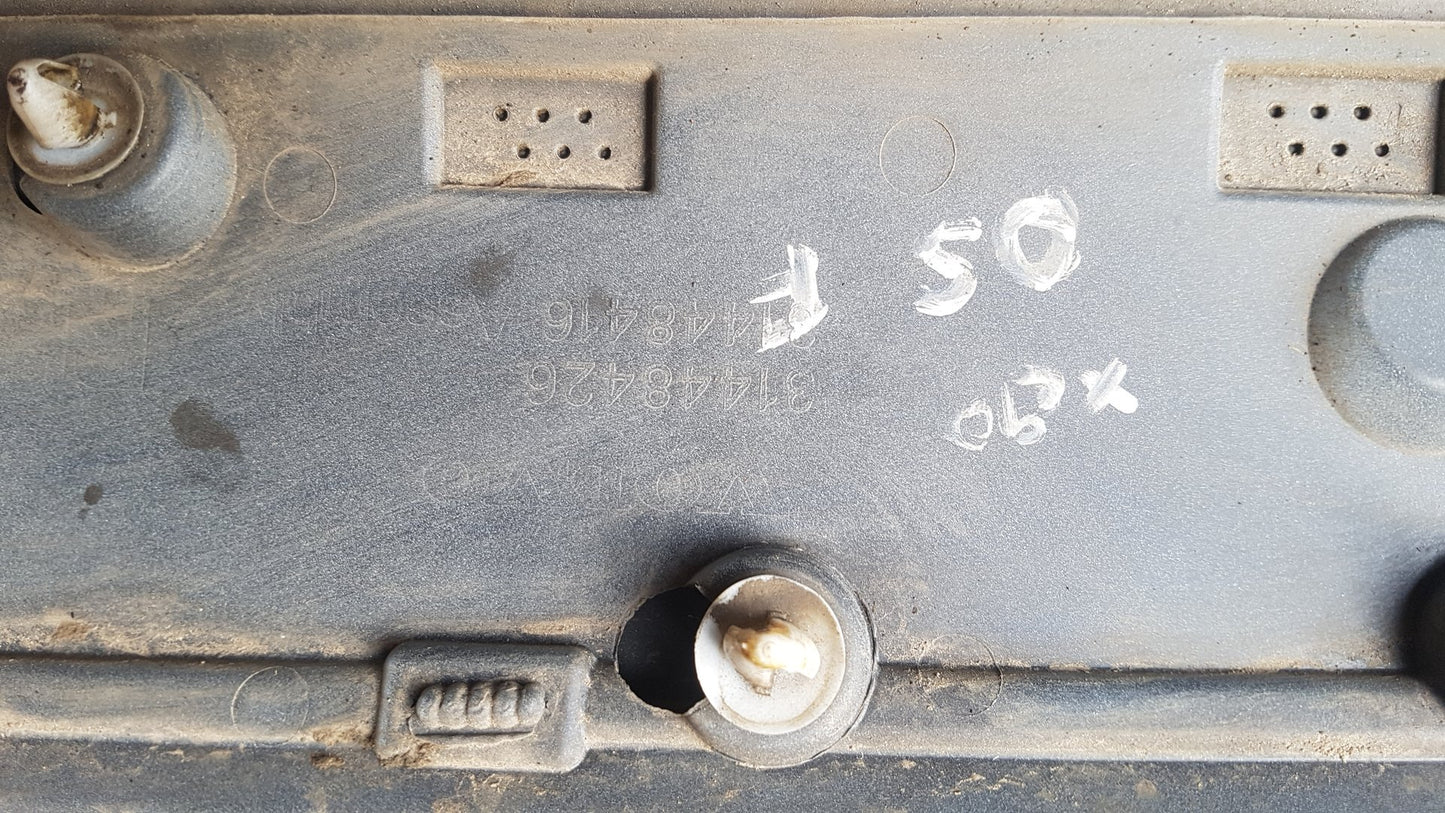 2015-2026 Volvo XC90 II 256 SUV Right Front Lower Door Trim 31448426