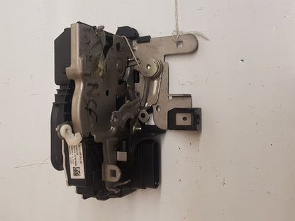 2013 - 2019 Volvo V40  Hatchback Left Front Central Locking Solenoid