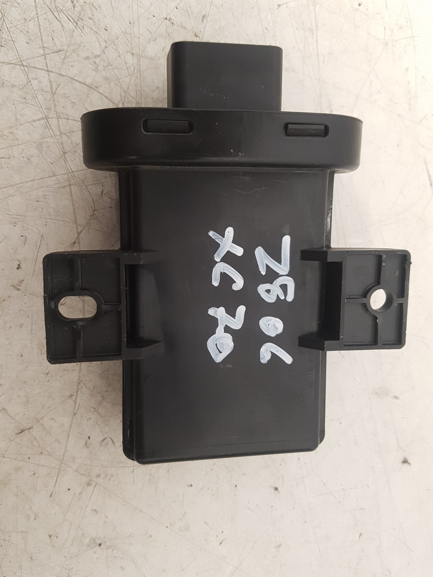 2010 Volvo XC70  Estate LIGHT RELAY (LAMP CONTROL UNIT) 31288565AA