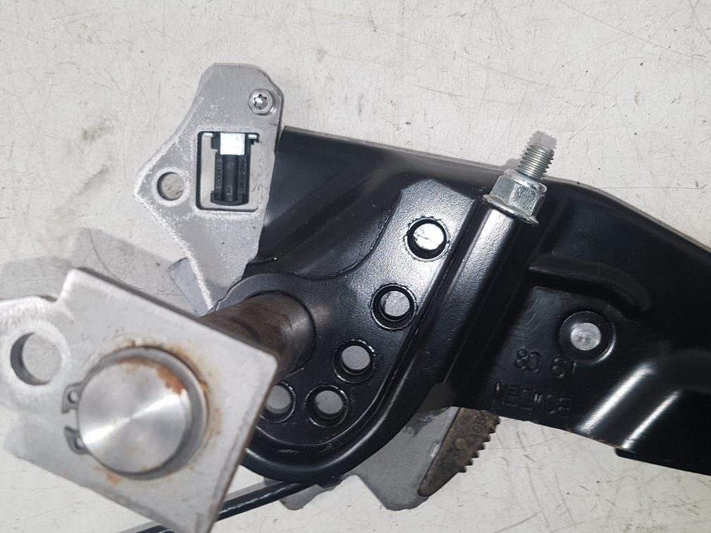 2006 - 2012 Volvo C70  Convertible Handbrake Assembly 30778883