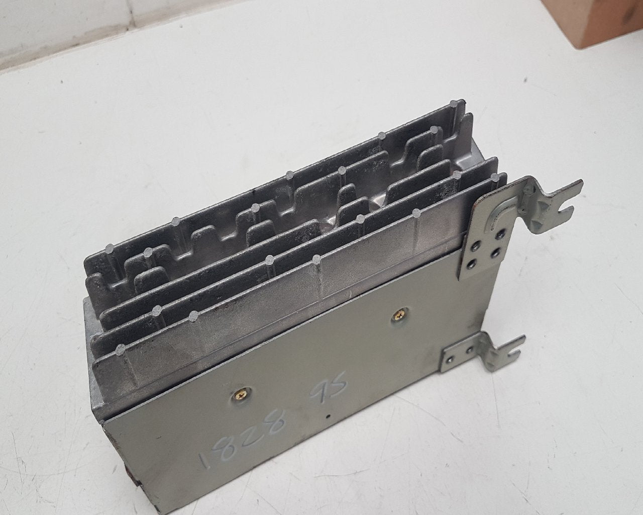 1998 - 2000 Saab 9-5  Saloon Radio Amplifier 4617163