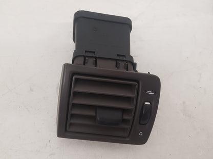 2007 - 2010 Volvo V50 545 Estate AIR VENT (DRIVER SIDE FRONT) 39879330