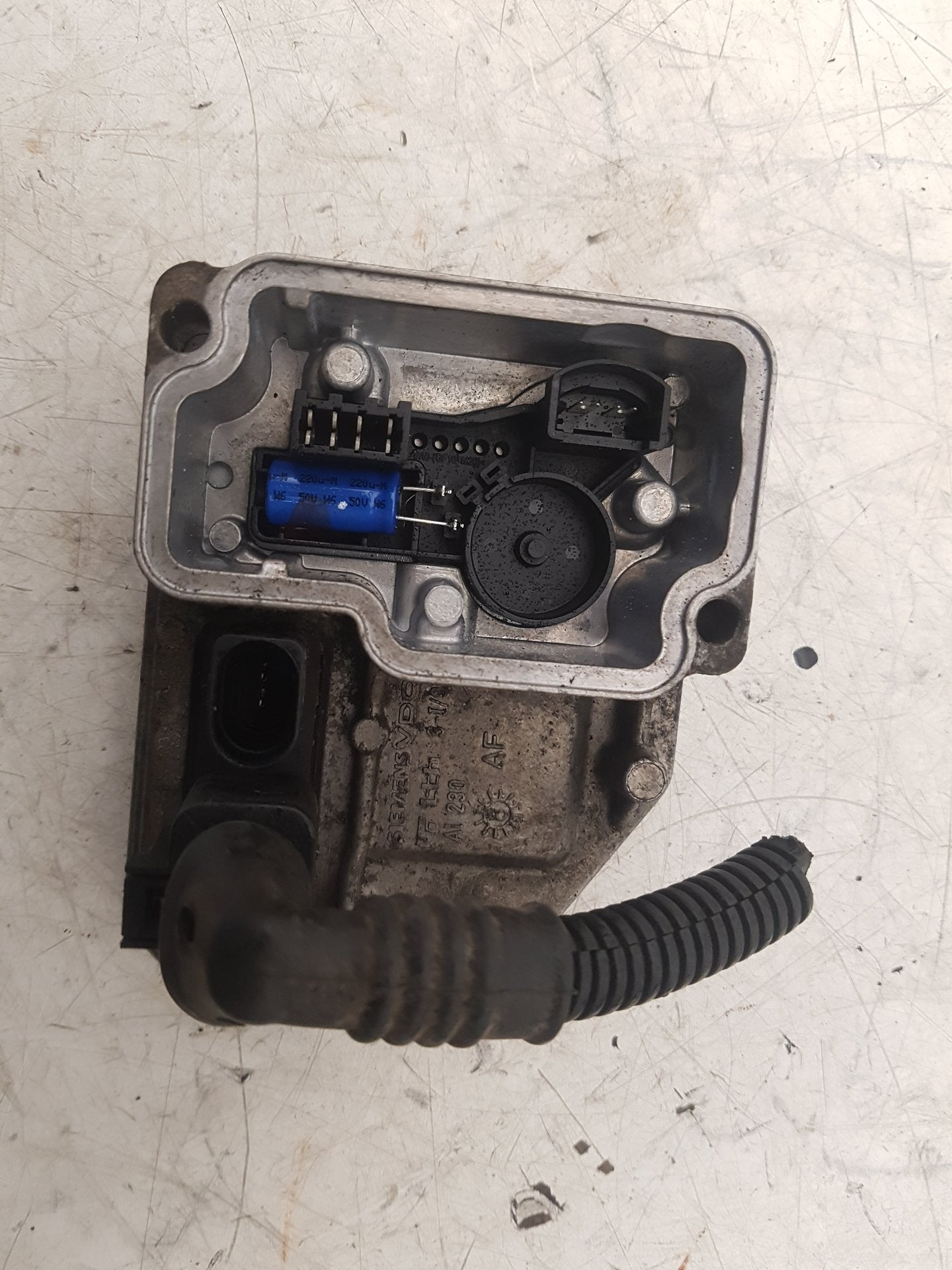 2005 - 2012  Xc90 D5 Se Awd E4 5 Dohc  Estate DIFFERENTIAL ELECTRONIC MODULE (DEM) HAP542