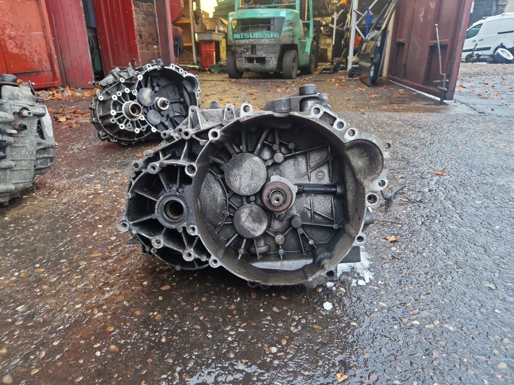 2010 - 2015 Volvo V70  Estate Manual Gearbox CG9R7002JC