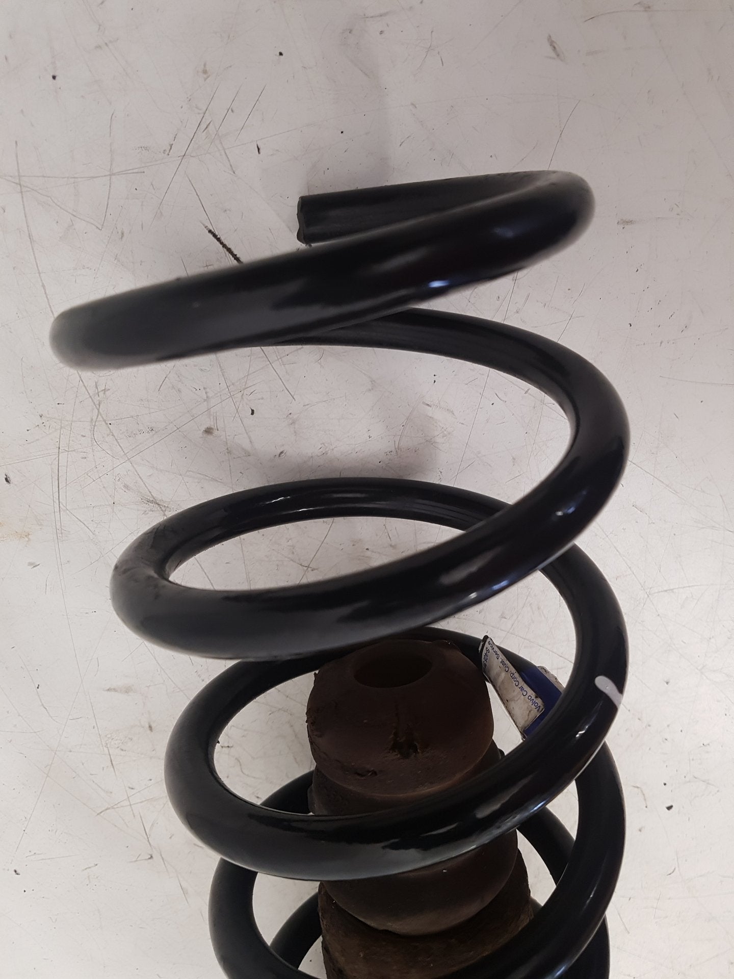 2008 - 2013 Volvo XC60 I 156 Estate REAR COIL SPRING (EITHER SIDE) 31280483