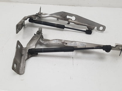 2010 - 2018 Volvo S60   Bonnet Hinge/Strut 30799178