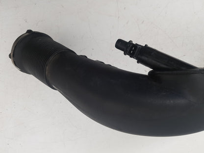 2012 - 2015 Volvo V40  Hatchback Intercooler Pipe 31325985