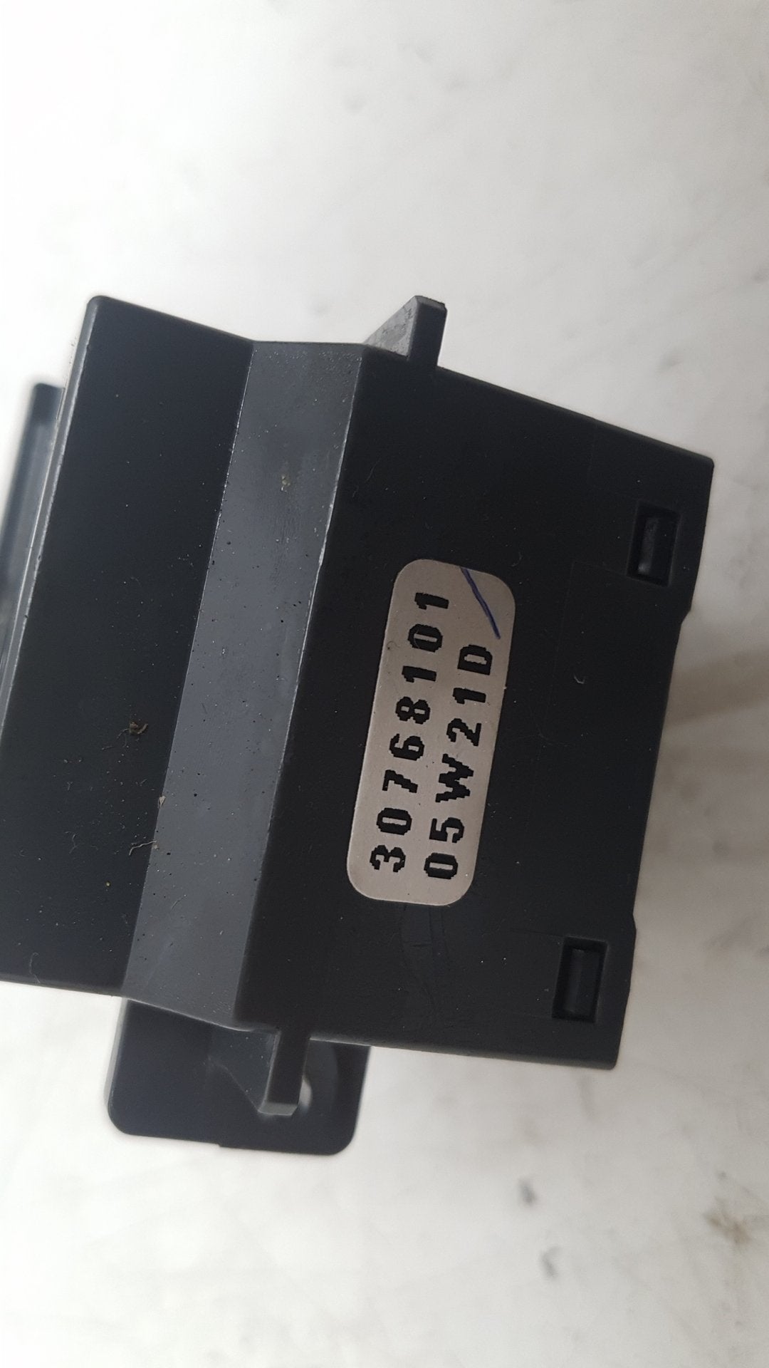 2003 - 2005 Volvo V70  Estate Wiper Switch 30768101