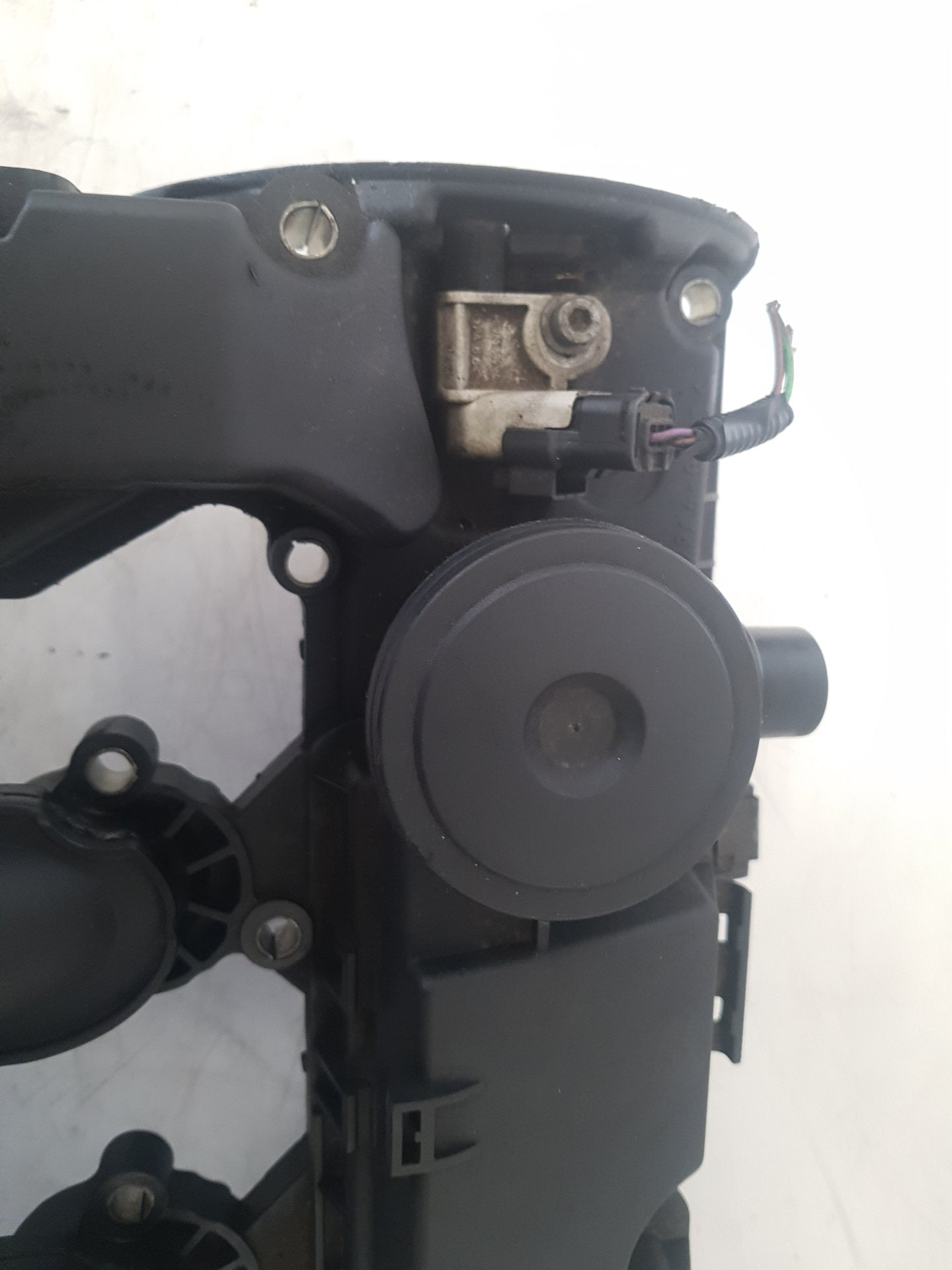 2008 - 2016 Volvo V70  Estate Intake Manifold 868892996