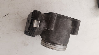 2005 Volvo S60  Saloon Throttle Body 8677866 30650013 30711553 0 280 750 103 0280750103