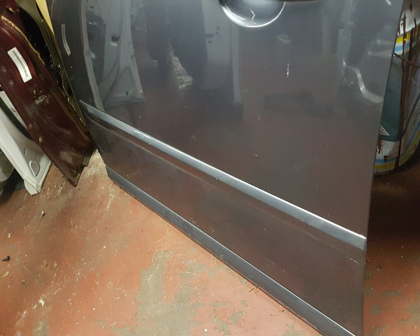 2007 - 2012 Volvo S40  Saloon DOOR MOULDING 455 TITANIUM GREY