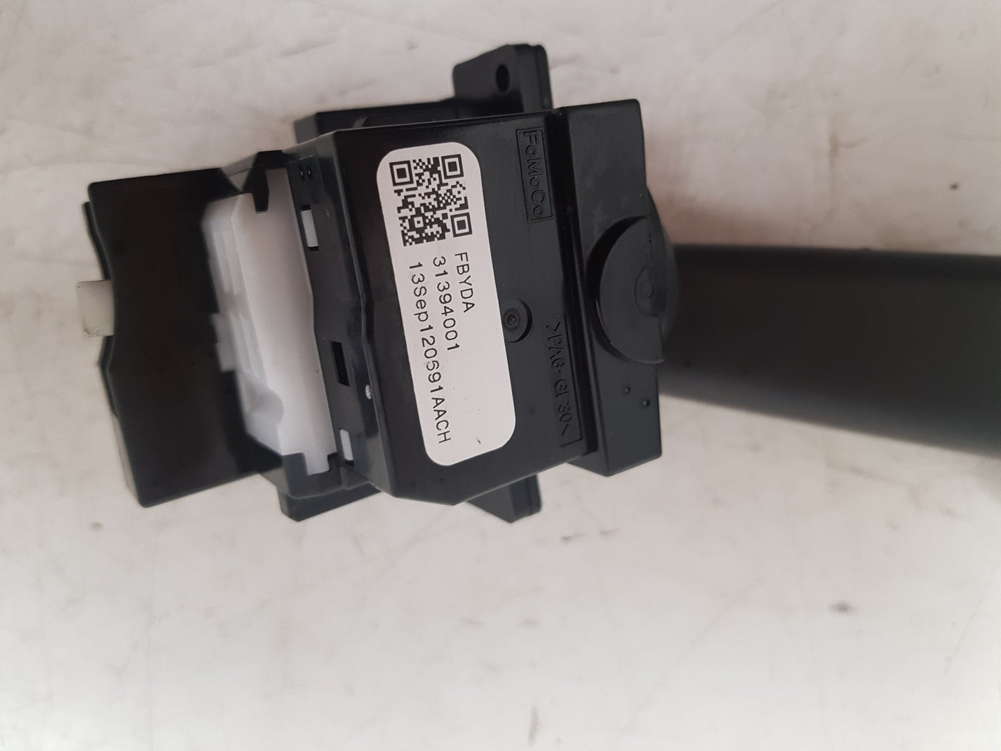 2012 - 2019 Volvo V40  Hatchback Indicator Stalk 31394001