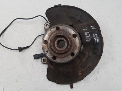 2000 - 2007 Volvo XC70  Estate Left Front Hub Assembly 9461943