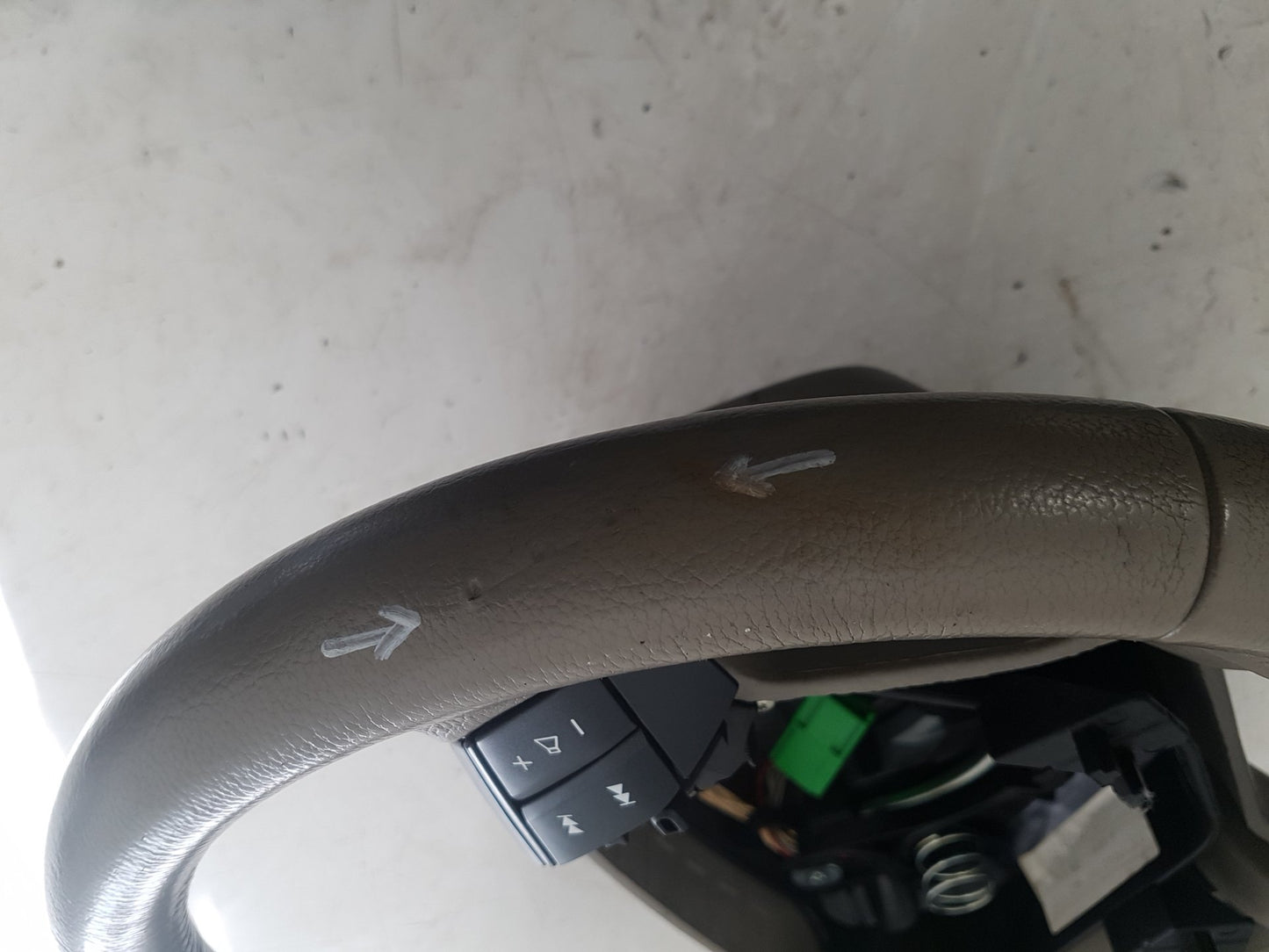 2002 - 2006 Volvo XC90  Estate Steering Wheel 8666891