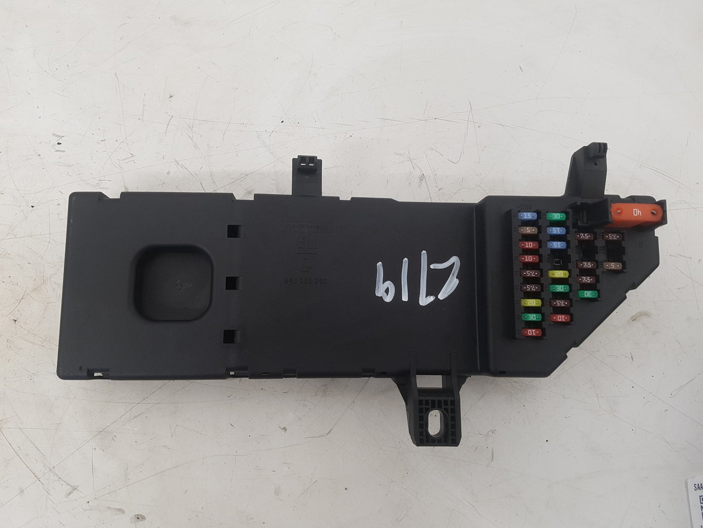 2007 - 2015 Saab 9-3  Estate Engine Fuse Box 12 843 162