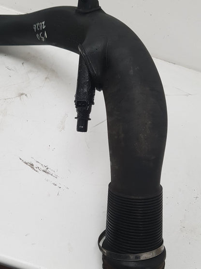 2008 - 2012 Volvo V50   Intercooler Pipe 31319646