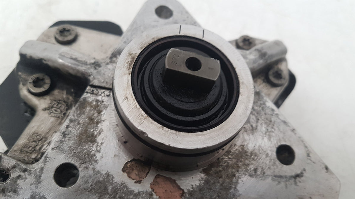 2005-2010 Volvo S60 V70 XC70 XC90 High Pressure Diesel Pump 0445010111 30756125