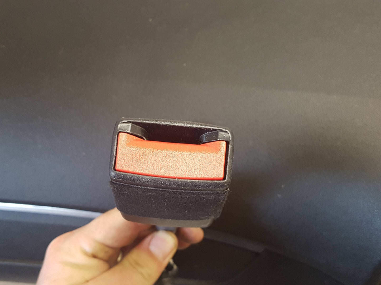 2010 - 2012 Saab 95  Saloon Left Front Seat Belt Stalk 13327470