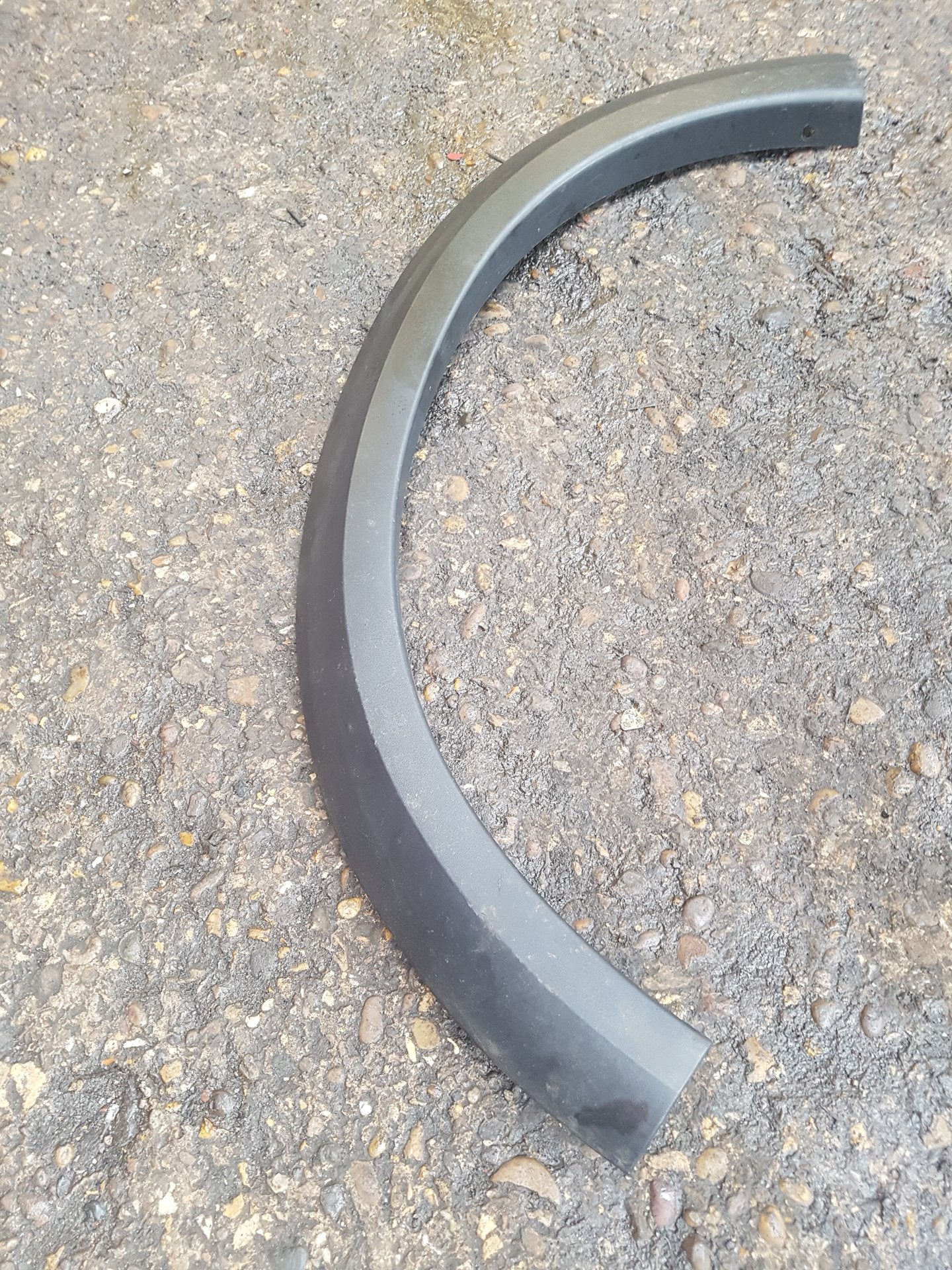2008 - 2016 Volvo XC70 III 136 Estate Left Front Wheel Arch Moulding 31283104