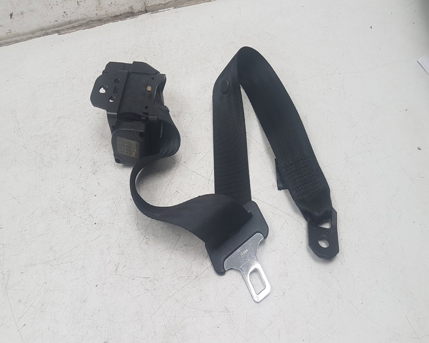 1994 - 1996 Volvo 850  Saloon SEAT BELT - CENTRE REAR 3525394