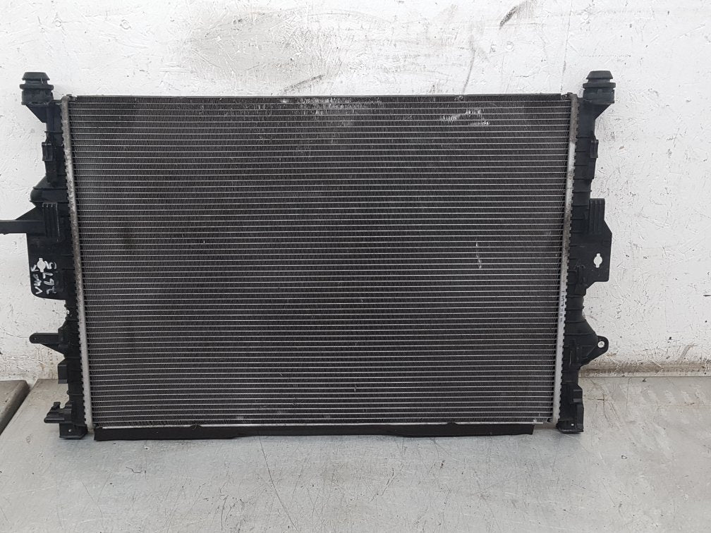 2012 - 2017 Volvo V40  Hatchback Radiator 31319064