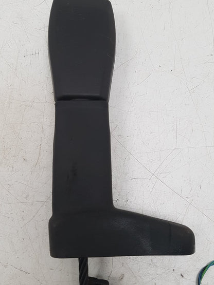 2004 - 2010 Volvo V50   Estate SEAT BELT PRETENSIONER (DRIVER SIDE) 6031762