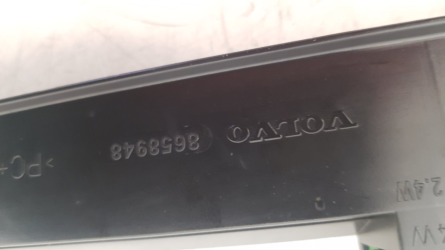 2001 - 2008 Volvo V70  Estate High Level Stoplight 8658948