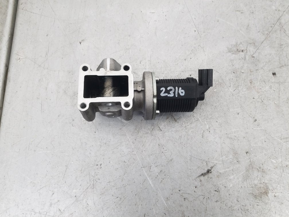 2005 - 2011 Saab 9-3  Estate EGR Valve 55215032