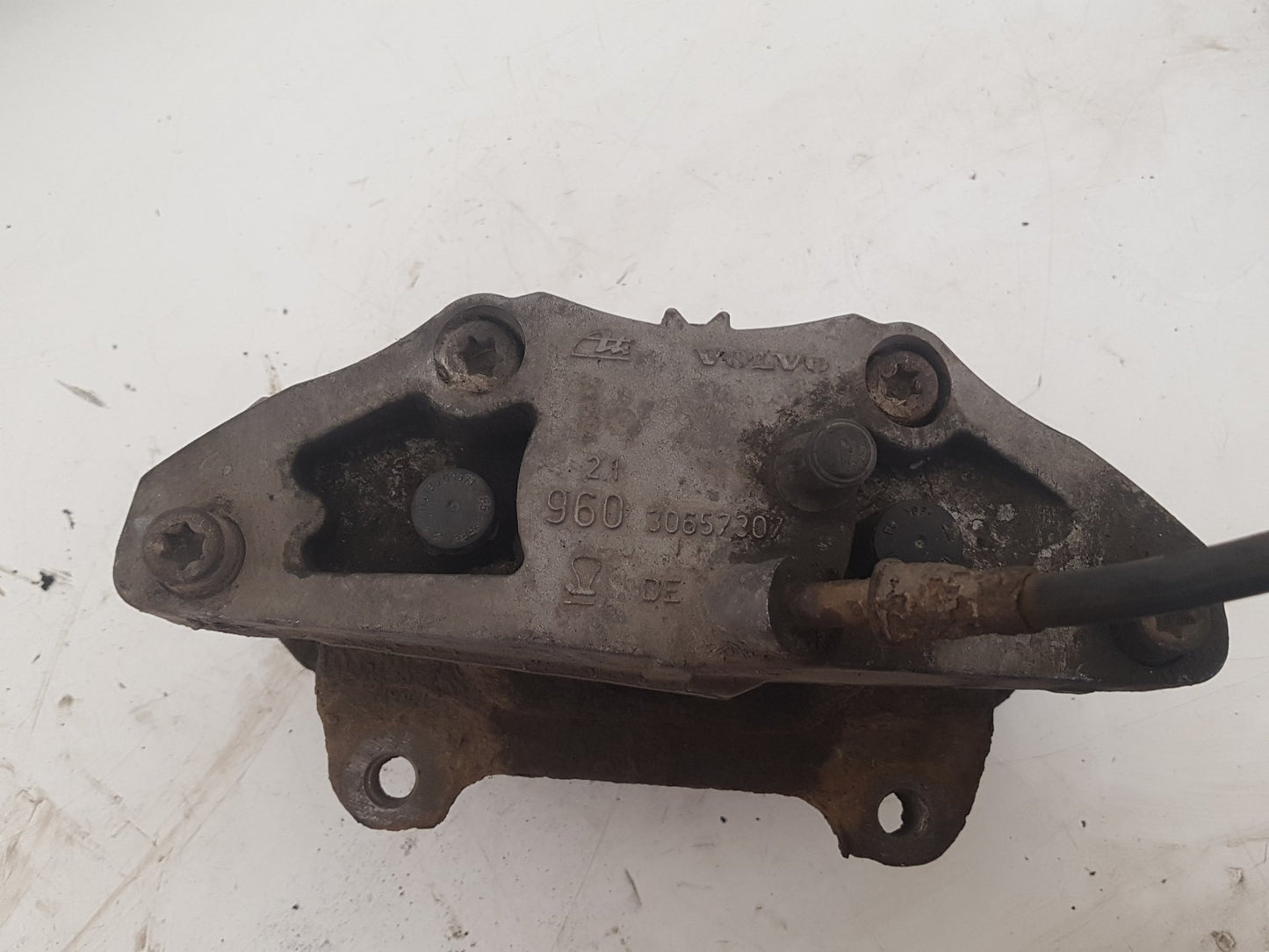 2004 Volvo XC90  Estate Right Front Caliper 30657307